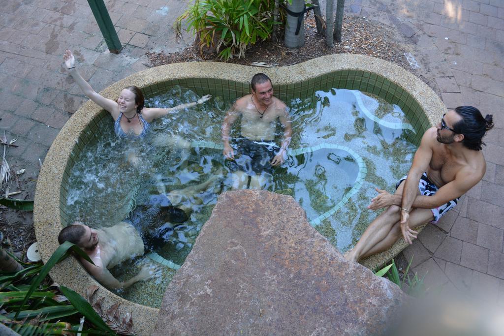 Frogs-Hollow Backpackers Darwin Extérieur photo